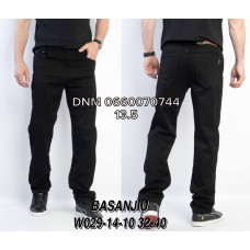 839 Basanjiu  Класичні джинси чорного кольору Classic fit 32-40 029-14-10