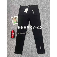 Slim fit брюки чорного кольору стрейч осінь