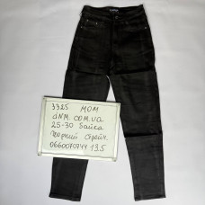 Kt moss Мом джинси чорного кольору Mom fit 25-30 3325