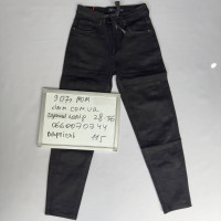 Luvans  Мом джинси чорного кольору Mom fit 28-36 907