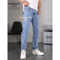 Baron Мом джинси блакитного кольору Mom fit 28-36 2301