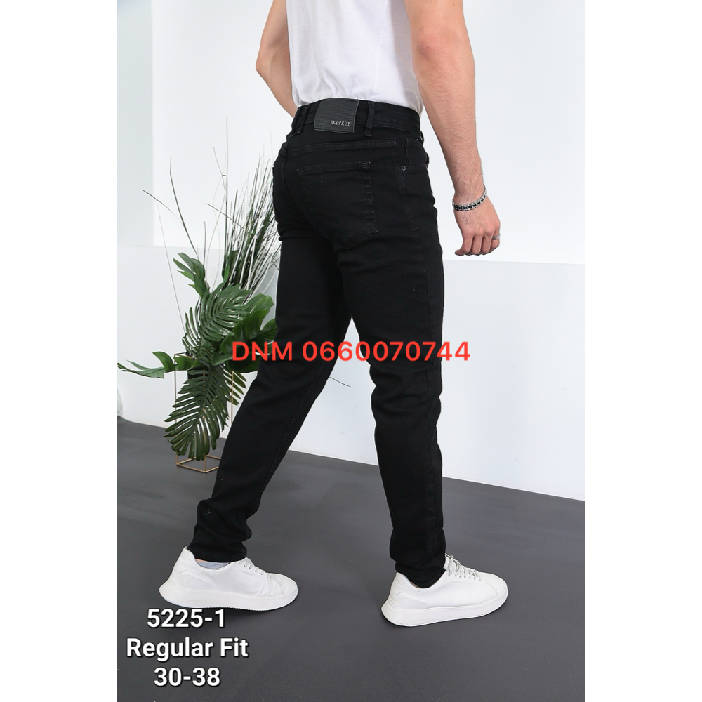 Blackzi Regular джинси чорного кольору штанка по нозі весна 30-38 5225-1